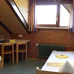 Hellmut-wassmer-jugendherberge 로라흐