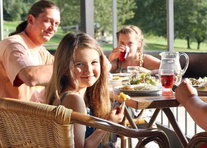 Хостел Hellmut-wassmer-jugendherberge Лёррах