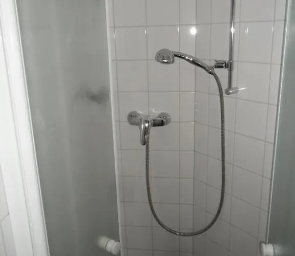 Hellmut-wassmer-jugendherberge Лёррах